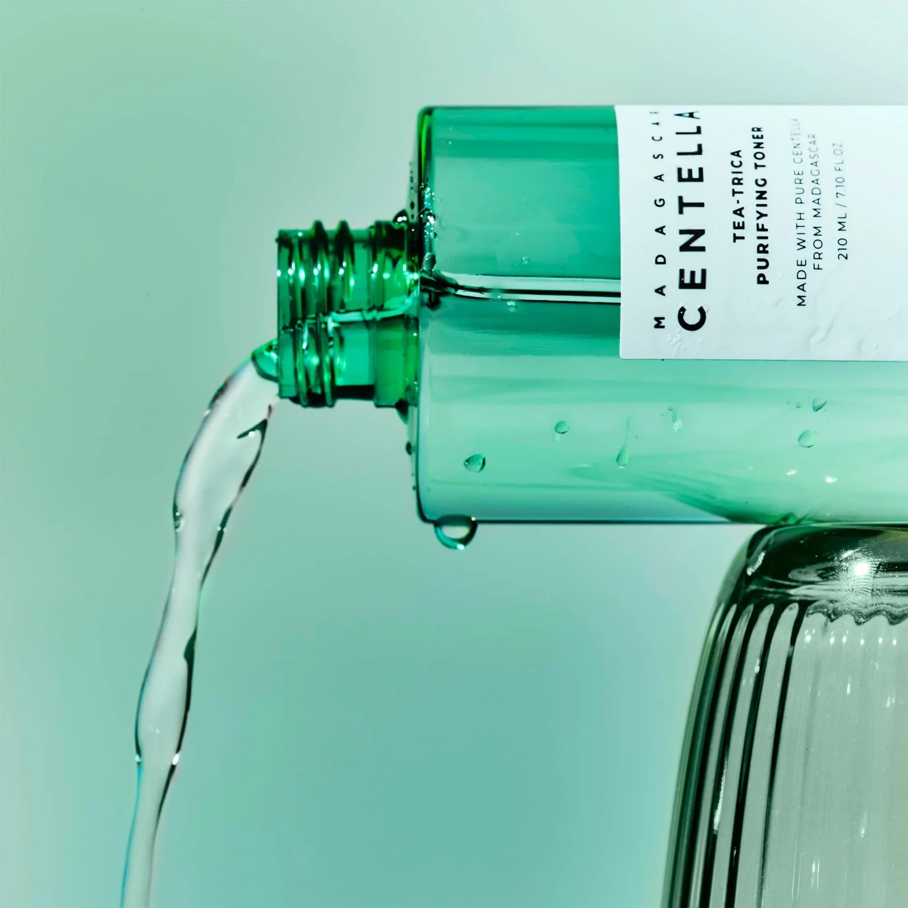 Skin1004 Madagascar Centella Tea-Trica Purifying Toner 210ml - Image 3